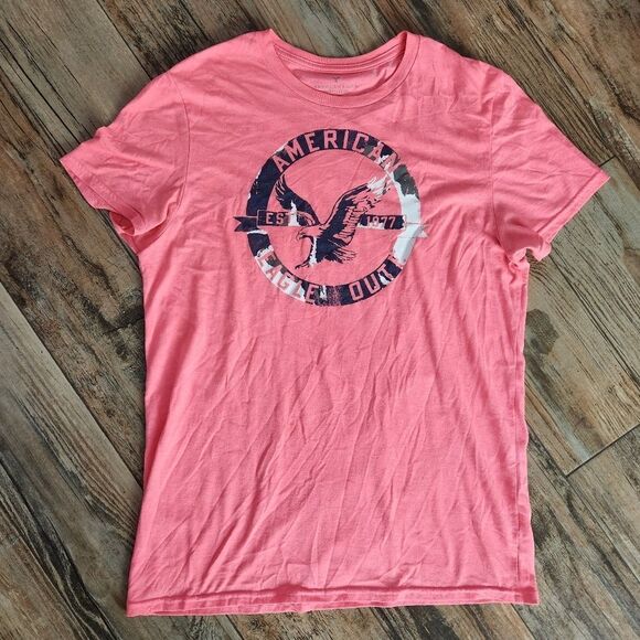 ☔️🔺️American Eagle Hot Pink Graphic Classic Fit Short Sleeve Top Large - Picture 1 of 8